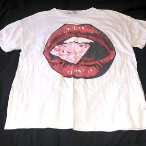 Fashion nova tee shirt